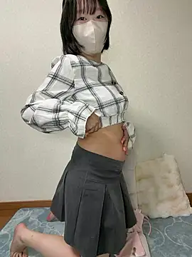 Snapshot of _JINA_tan chatting on April 2026 12:28:01 AM JINA tan online show from April 2026 12:28:01 AM