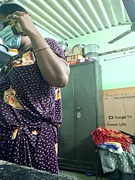 Tamilselviroja- online show from November 2025 03:58:01 PM