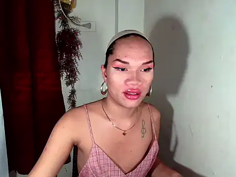 Snapshot of amandareddragon chatting on October 2025 05:15:02 AM amandareddragon online show from October 2025 05:15:02 AM