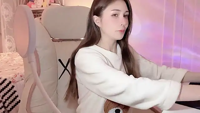 Snapshot of Titi-175 chatting on March 2026 08:45:02 PM Titi-175 online show from March 2026 08:45:02 PM