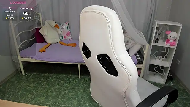 LindaRomero online show from November 2025 09:37:02 AM