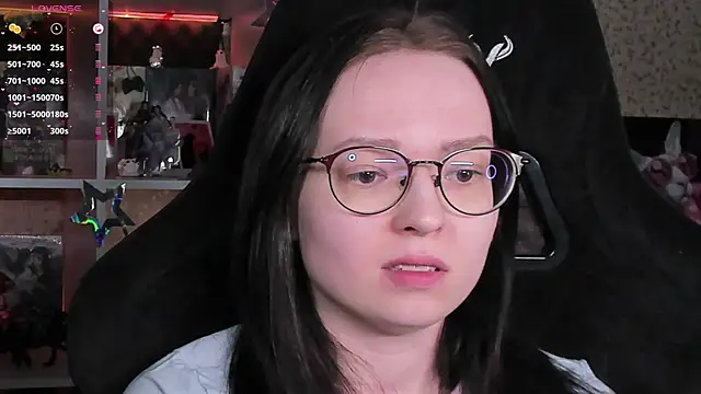 Snapshot of power_robynn chatting on April 2026 09:37:02 PM power robynn online show from April 2026 09:37:02 PM