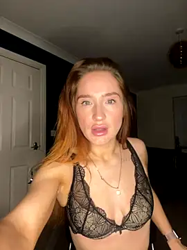 Cherry-L-28 online show from October 2025 07:55:02 PM