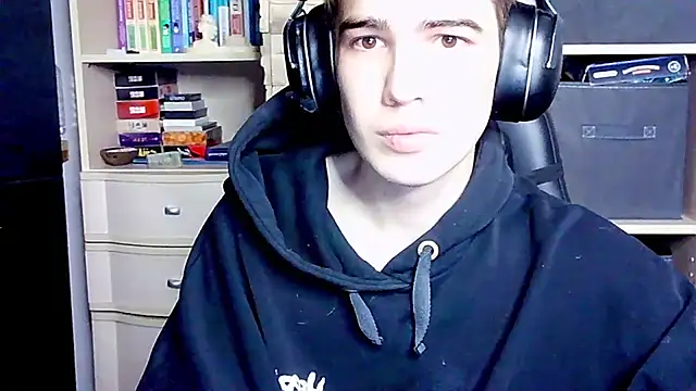 Snapshot of _Chris_Next_Door_ chatting on October 2025 02:59:01 PM  Chris Next Door  online show from October 2025 02:59:01 PM