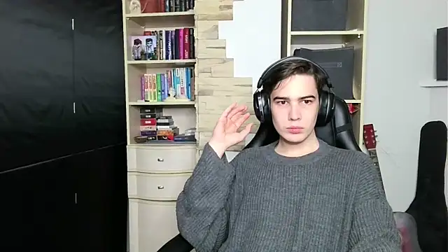 Snapshot of _Chris_Next_Door_ chatting on October 2025 04:52:01 PM  Chris Next Door  online show from October 2025 04:52:01 PM