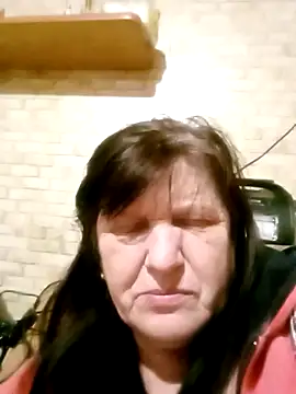 Apeesynka55211 online show from February 2026 06:28:01 PM