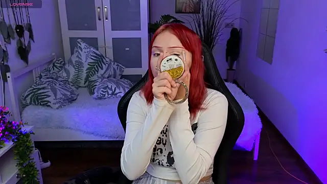 kitten murray  online show from October 2025 05:28:02 AM