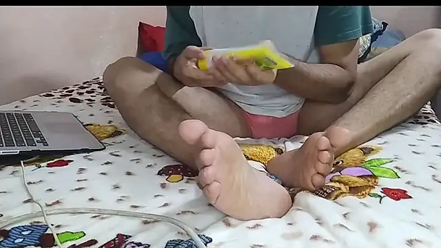 ThiagoDeseo online show from November 2025 08:18:01 PM