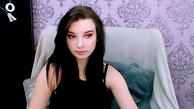 Snapshot of DominantLuna chatting on February 2026 08:38:01 PM DominantLuna online show from February 2026 08:38:01 PM