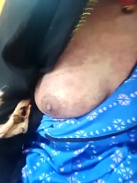 Snapshot of Hotty_ruvi chatting on October 2025 08:35:02 AM Hotty ruvi online show from October 2025 08:35:02 AM