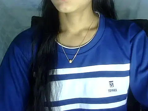 Snapshot of Shazi_1 chatting on April 2026 02:03:02 AM Shazi 1 online show from April 2026 02:03:02 AM