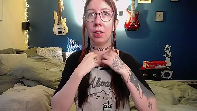 TattooedGirls online show from October 2025 07:51:01 AM