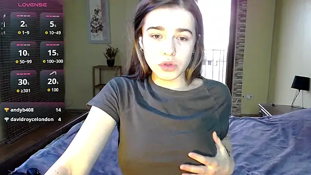 ShellyMoon  online show from October 2025 02:15:02 PM