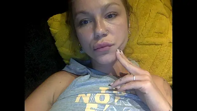 MiraLuna online show from October 2025 09:04:01 PM