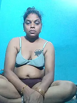 Snapshot of Kanneeswari chatting on October 2025 07:03:01 PM Kanneeswari online show from October 2025 07:03:01 PM