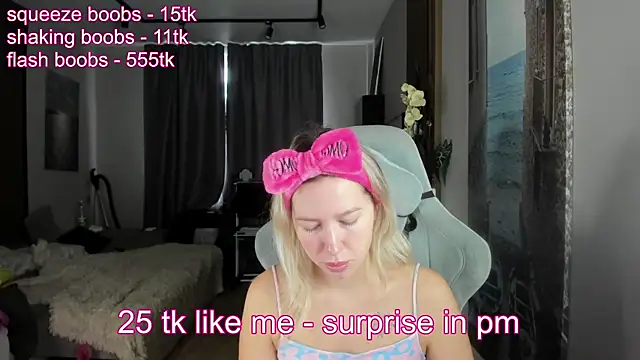 Snapshot of stefany_and_bettany chatting on April 2026 07:22:02 AM stefany and bettany online show from April 2026 07:22:02 AM