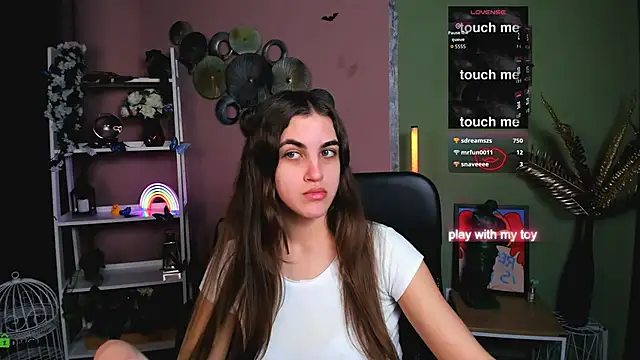 lina fox12 online show from December 2025 01:09:02 PM