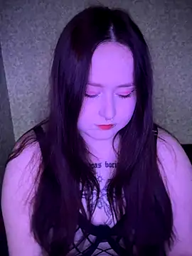 BambiGlow online show from October 2025 05:59:02 AM