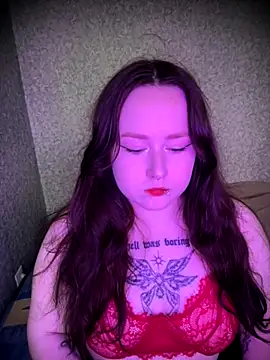 BambiGlow online show from October 2025 05:59:01 AM