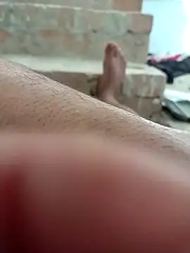 Snapshot of PEEHU-50 chatting on April 2026 03:59:01 AM PEEHU-50 online show from April 2026 03:59:01 AM