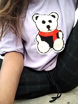 Snapshot of PEEHU-50 chatting on April 2026 02:25:02 AM PEEHU-50 online show from April 2026 02:25:02 AM