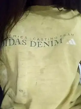 Snapshot of PEEHU-50 chatting on April 2026 04:52:01 PM PEEHU-50 online show from April 2026 04:52:01 PM