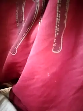 Snapshot of PEEHU-50 chatting on May 2026 01:01:01 AM PEEHU-50 online show from May 2026 01:01:01 AM