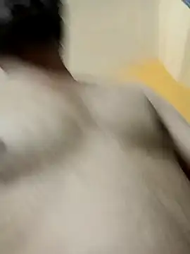 puneriboy32 online show from October 2025 11:51:02 AM