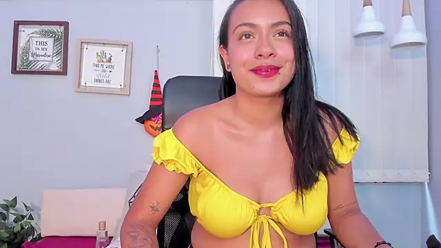 Lilo Rose online show from October 2025 07:36:02 PM