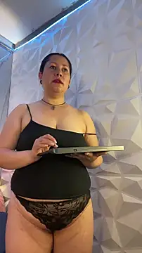 Marianasmitt online show from October 2025 11:47:02 AM