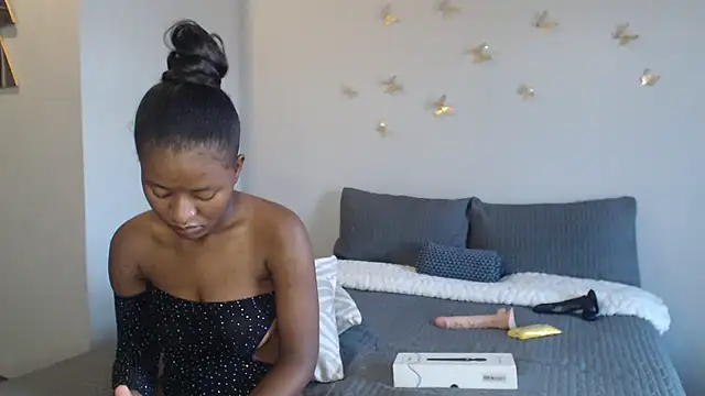 Snapshot of lifeysexy chatting on April 2026 05:23:01 AM lifeysexy online show from April 2026 05:23:01 AM