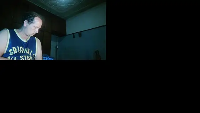 macKnd online show from December 2025 08:40:01 PM