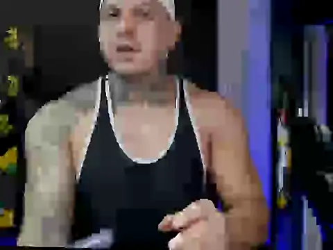 Snapshot of MAXIMO_VEGA chatting on October 2025 10:21:01 PM MAXIMO VEGA online show from October 2025 10:21:01 PM