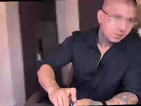 Snapshot of MAXIMO_VEGA chatting on October 2025 05:13:01 PM MAXIMO VEGA online show from October 2025 05:13:01 PM