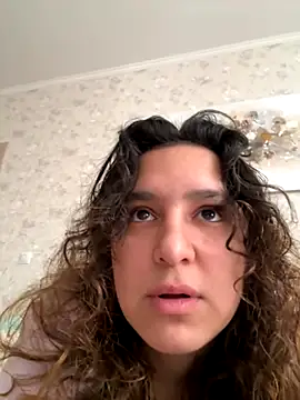 Snapshot of Luisaa_rosee chatting on October 2025 12:01:02 PM Luisaa rosee online show from October 2025 12:01:02 PM