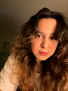 Snapshot of Luisaa_rosee chatting on October 2025 11:14:02 PM Luisaa rosee online show from October 2025 11:14:02 PM