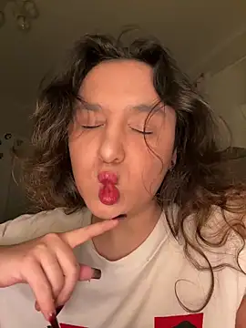 Snapshot of Luisaa_rosee chatting on October 2025 10:55:01 PM Luisaa rosee online show from October 2025 10:55:01 PM