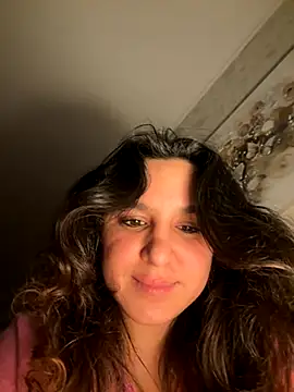 Snapshot of Luisaa_rosee chatting on November 2025 12:32:02 AM Luisaa rosee online show from November 2025 12:32:02 AM