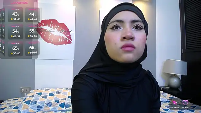 Neesha   online show from October 2025 08:25:01 PM