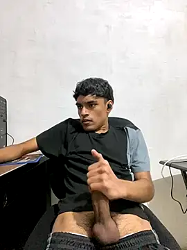 feetbooy online show from December 2025 08:16:02 PM