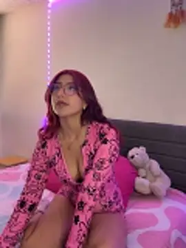 saramooon online show from December 2025 01:16:02 PM