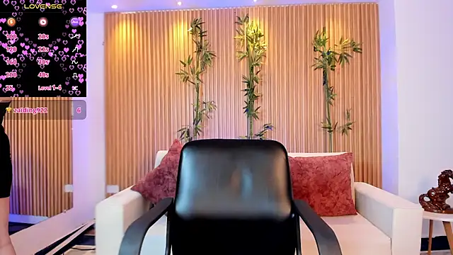 VenusCooper online show from January 2026 08:11:02 PM