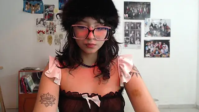Snapshot of Lia_Carter_ chatting on May 2026 11:35:01 PM Lia Carter online show from May 2026 11:35:01 PM