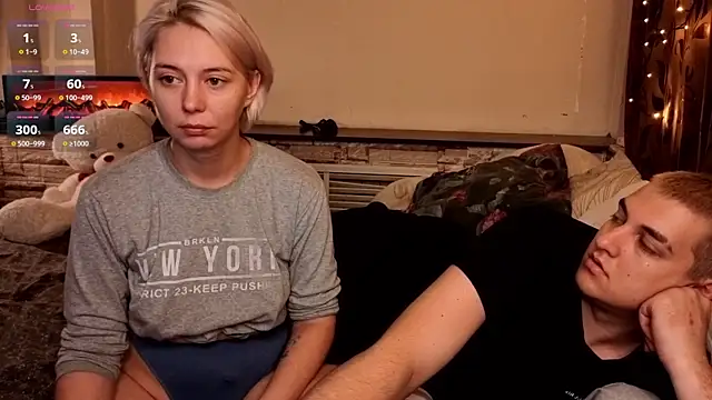 Snapshot of Sex_Vibe_couple chatting on October 2025 06:42:01 PM Sex Vibe couple online show from October 2025 06:42:01 PM