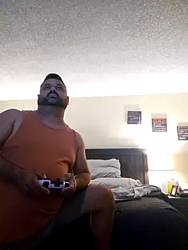 Snapshot of Roddog18 chatting on November 2025 06:19:02 AM Roddog18 online show from November 2025 06:19:02 AM