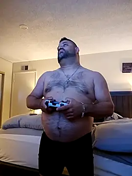 Snapshot of Roddog18 chatting on November 2025 03:07:01 AM Roddog18 online show from November 2025 03:07:01 AM