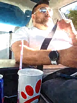 Snapshot of Roddog18 chatting on December 2025 10:29:02 PM Roddog18 online show from December 2025 10:29:02 PM