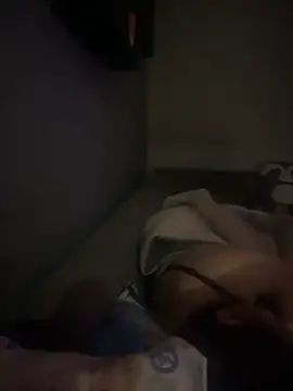 tompet2122 online show from April 2026 10:51:02 PM