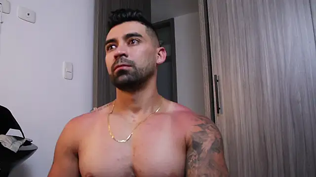 Snapshot of SOY_MIKE chatting on December 2025 10:26:01 PM SOY MIKE online show from December 2025 10:26:01 PM