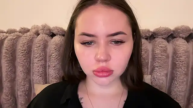 AlmaryKim online show from July 2026 08:03:02 PM